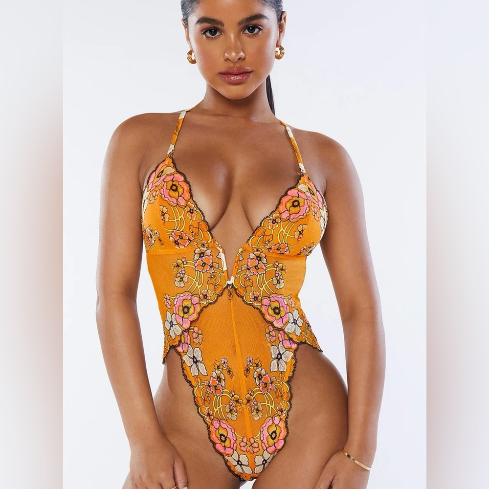 SavageXFenty | Mod Poppy Lace Teddy